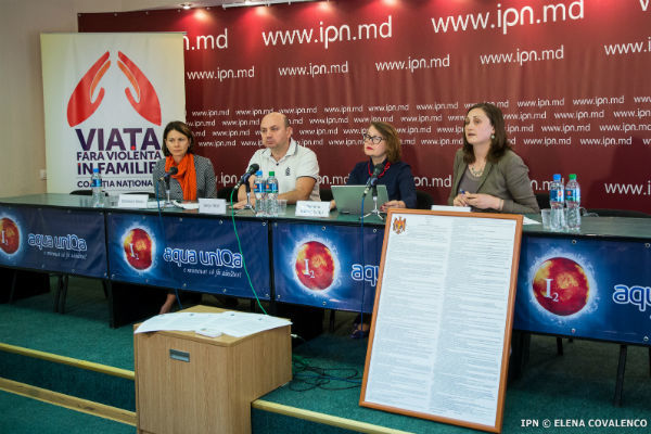 Secretarii de stat trebuie aleși cu oportunități egale pentru femei și bărbați