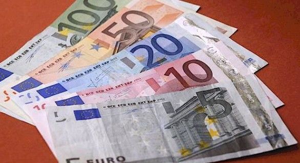 Marea Britanie și zona euro vor evita recesiunea. Foto: Agerpres