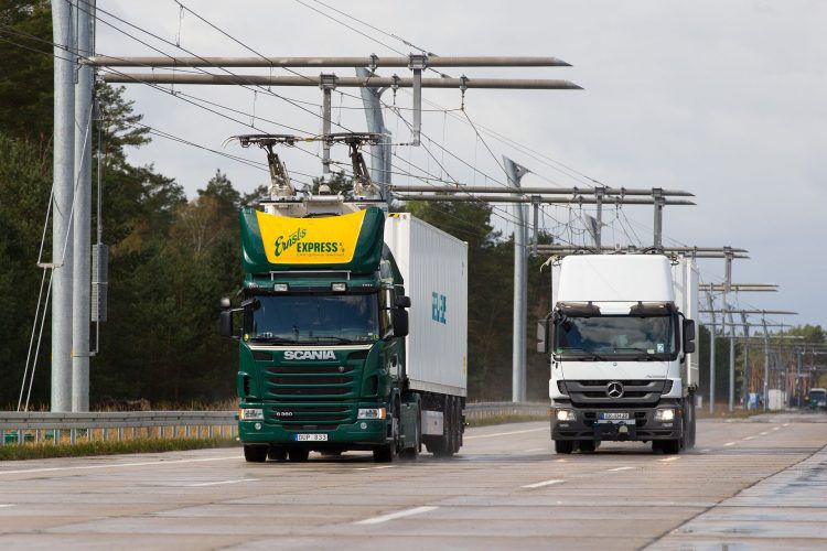 Siemens va construi prima autostradă pentru camioane electrice din Germania. Foto: insideevs.com