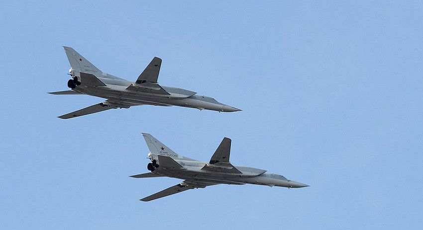 К своему выводу автор статьи пришёл после сравнения российского Ту-22М3 с американским B-1 Lancer.