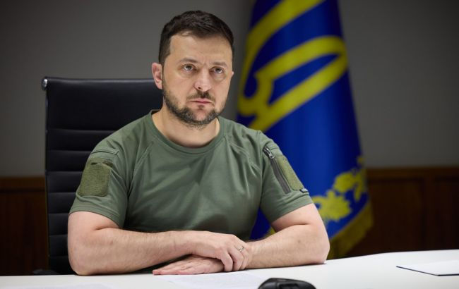 Зеленский подписал законы о продлении военного положения и мобилизации.