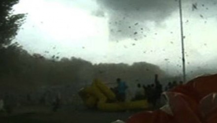 Furtuna violentă, venită din Franţa, a făcut prăpăd în Elveţia. 