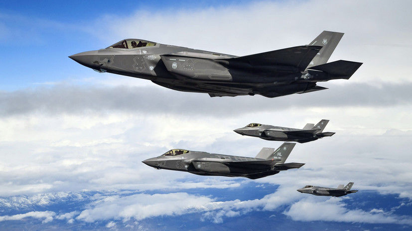 Сенат Конгресса США запретил передачу F-35 Турции в случае покупки С-400.