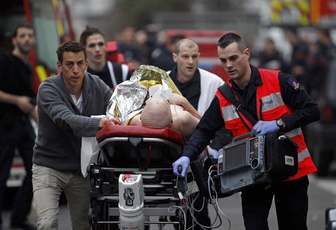 Число погибших в результате теракта составляет 12 человек, ранено 11. Фото: AP Photo