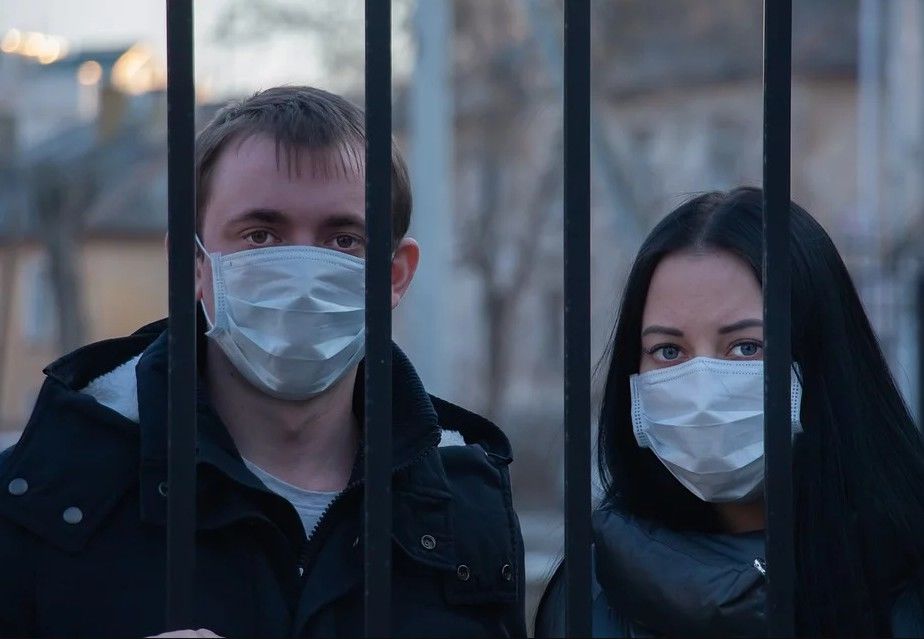 Эпидемиолог назвал лучшее средство защиты от коронавируса.
