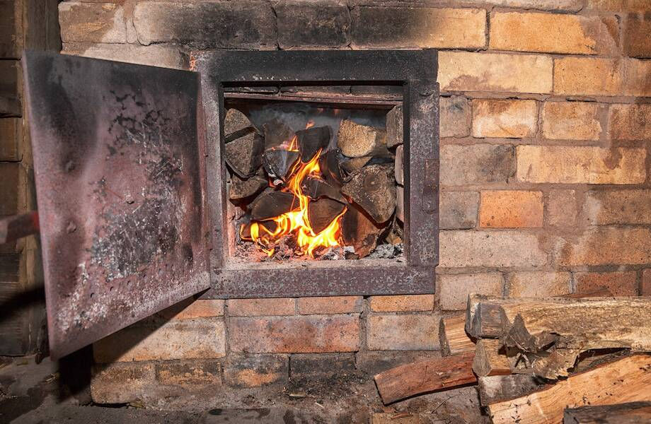 Criza energetică pe malul stâng al Nistrului: Autoritățile pregătesc rezerve de lemne de foc.