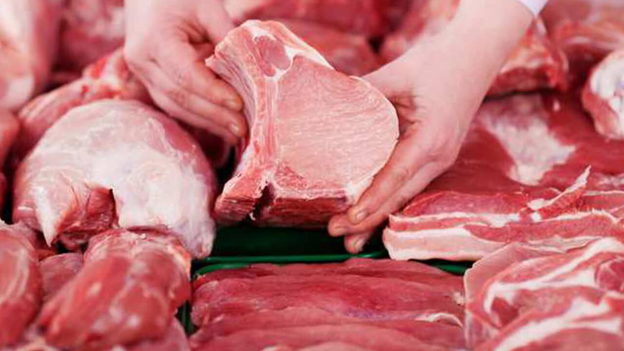 Молдова может столкнуться с дефицитом свинины.
