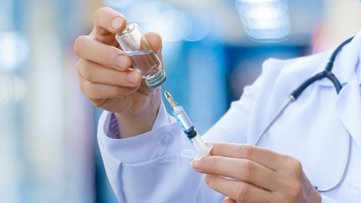 Таиланд одобрил экстренное использование вакцины CoronaVac.