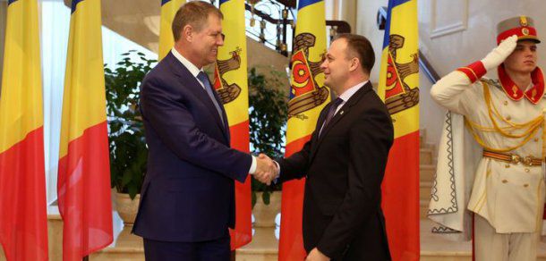 Iohannis i-a spus lui Candu că vrea cât mai repede un Guvern în RM.  Foto: parlament.md
