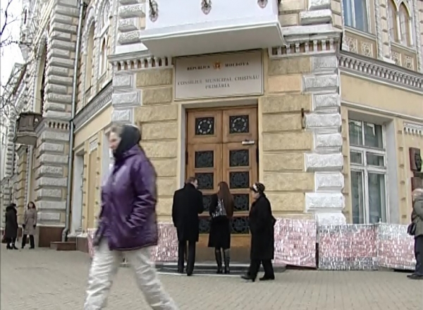 Batalia in alegerile locale din vara se va da intre liberal-democrati si socialisti.