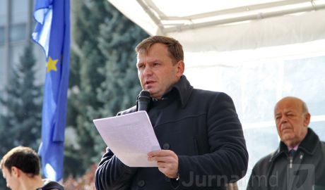 Представитель Гражданской платформы «Достоинство и Правда» Андрей Нэстасе