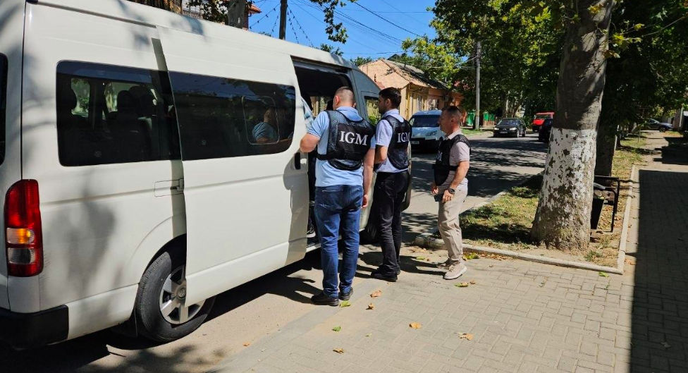 Троих граждан Шри-Ланки выдворят из Молдовы после незаконного пересечения границы.