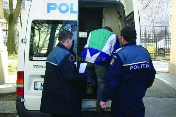 Polițiştii suceveni au escortat din Ucraina un moldovean condamnat pentru un accident cu trei morți, produs în 2010. 