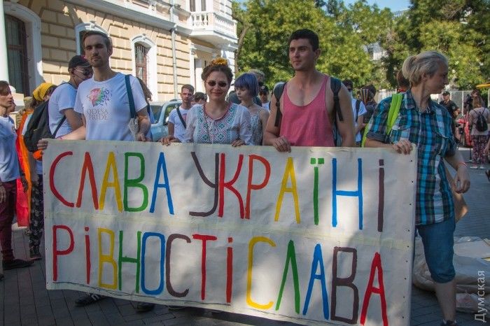 В марше участвовало больше 140 человек. 