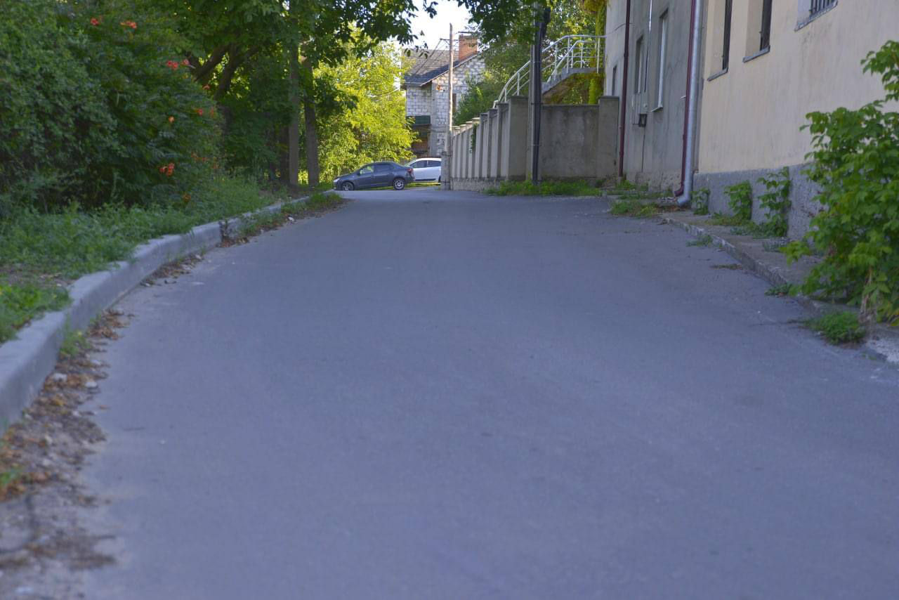 В коммуне Чореску проводят ремонт и модернизацию дорог.
