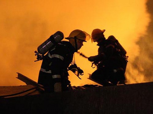 26 ноября двое пожарных погибли в Теленештах во время тушения пожара.