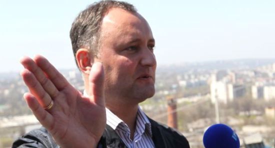 Liderul PSRM, Igor Dodon, este supărat pe unii dintre actualii și foștii lideri occidentali și din România. Foto: adevarul.ro