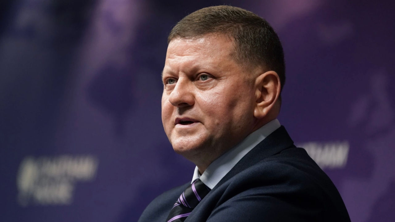 Zalujnîi: O pace rapidă acum ar duce la o înfrângere zdrobitoare pentru Ucraina.