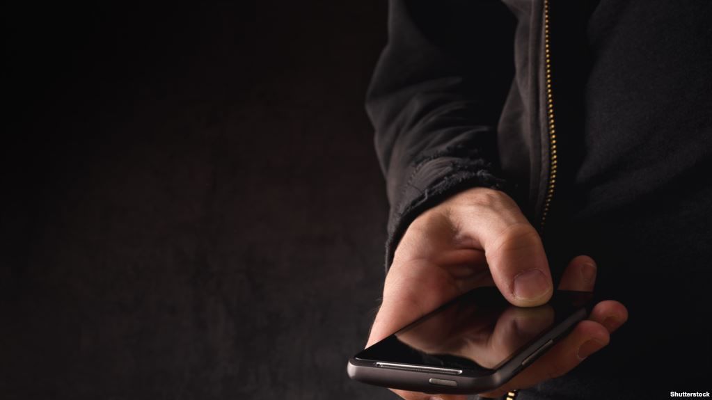 Parlamentul European ar dori abolirea taxei de roaming între UE şi Moldova. Foto: Shutterstock