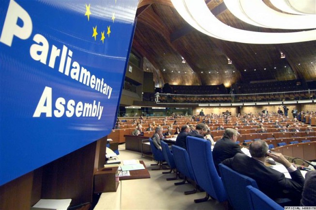 2 octombrie, în cadrul sesiunii de toamnă, Adunarea Parlamentară a Consiliului Europei (APCE) va aborda proiectul rezoluţiei pentru Moldova.
