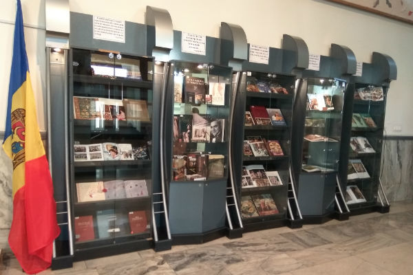Publicații valoroase, expuse la Biblioteca Națională