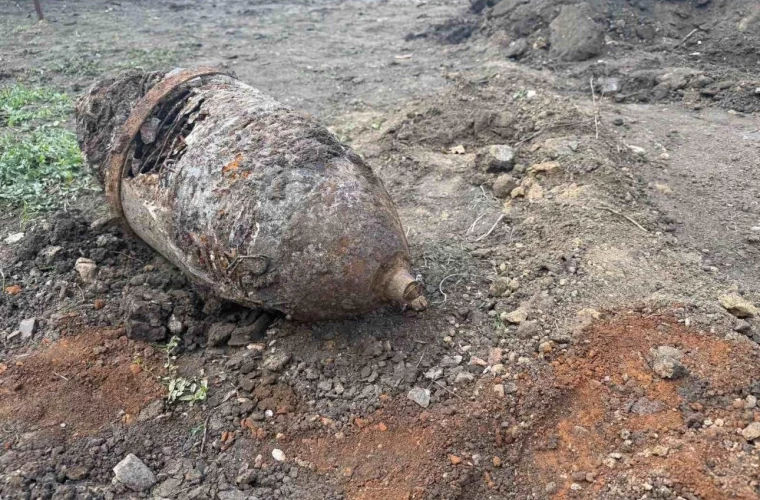 Стокилограммовая авиационная бомба обнаружена сапёрами в Новых Аненах.
