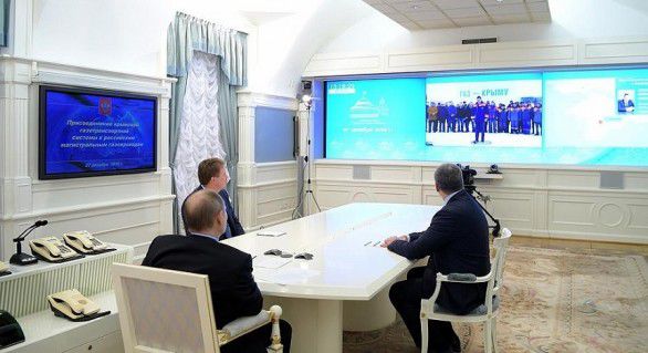 Rusia a inaugurat o conductă de gaze naturale către Crimeea. 