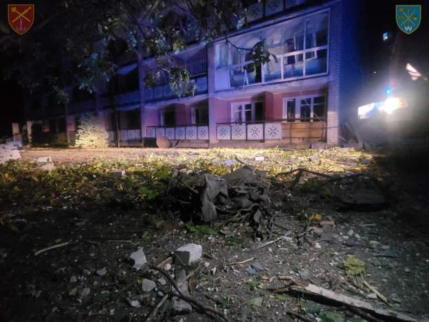 Ночная атака на Одесскую область: ракеты попали в здание пансионата и зернохранилище.