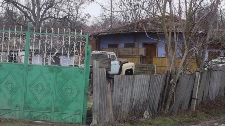 Семье Рошиору из села Чучулены собрали деньги на ремонт дома.