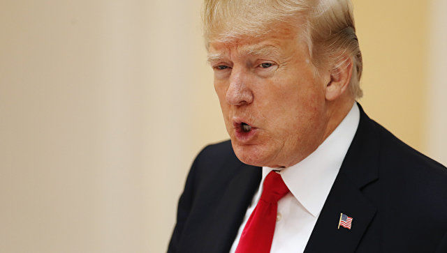 Трамп обвинил Samsung в потере переписки "любовников" из ФБР.