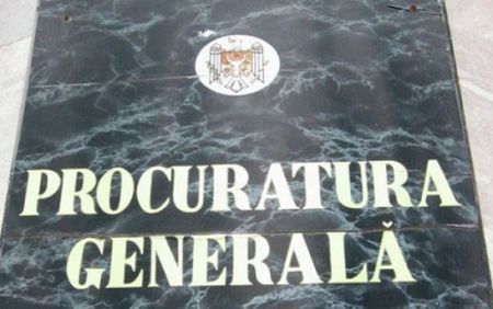 Până la data de 30 martie curent, Comisia urmează să selecteze un singur candidat, iar ulterior candidatul selectat trebuie să obțină aprobarea Parlamentului. 