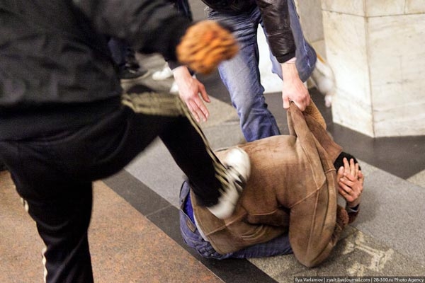 Un student a murit aseara, in urma unei batai in masa la unul dintre caminele Universitatii Agrare din capitala.