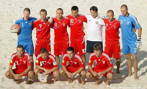 Россияне защитили чемпионский титул, завоеванный в 2011 году, обыграв в финале Испанию со счетом 5:1. Фото: yes.com.ru