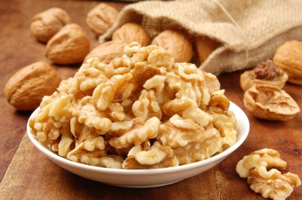 Nucile au efect împotriva depresiei, alungă stările de oboseală şi astenia. Nutriţioniştii consideră aceste fructe ca fiind alimente de bază în cadrul unei diete sănătoase.