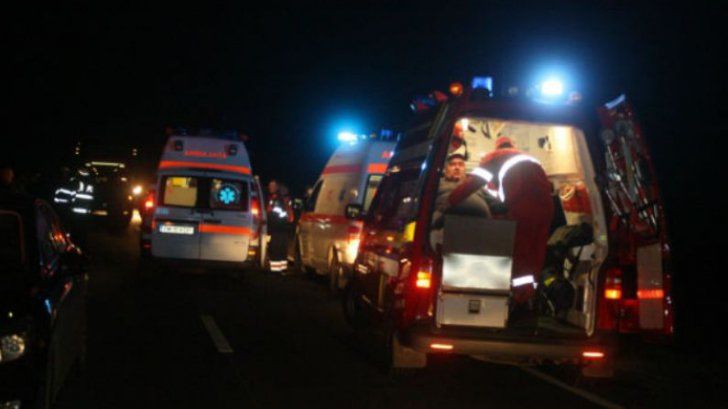 Accident grav lângă Sibiu: șapte persoane au fost rănite.