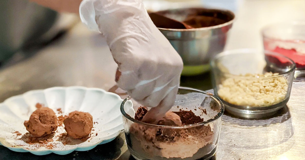 Производители шоколада ищут замену какао из-за нестабильных цен на него.