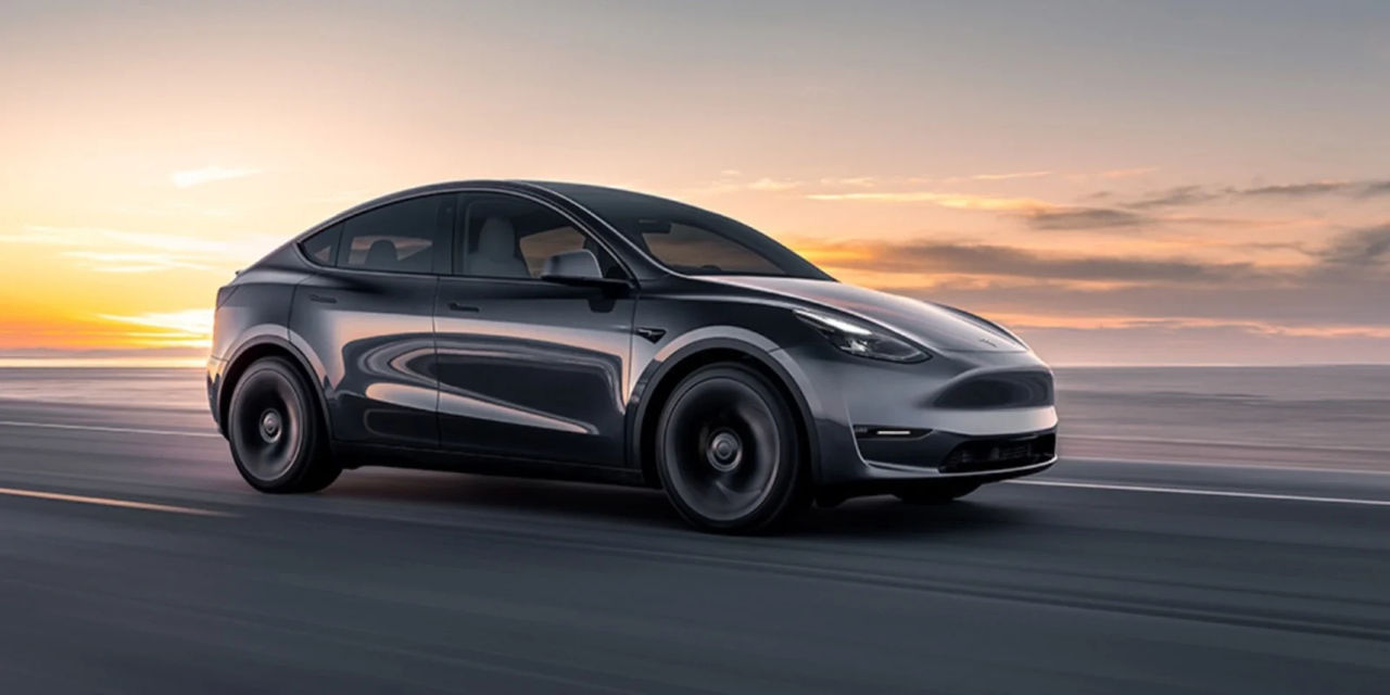 Tesla в пятый раз за год снизила цены на все свои электромобили.