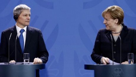 Angela Merkel şi Dacian Cioloş s-au întâlnit la Berlin. Foto: publika.md