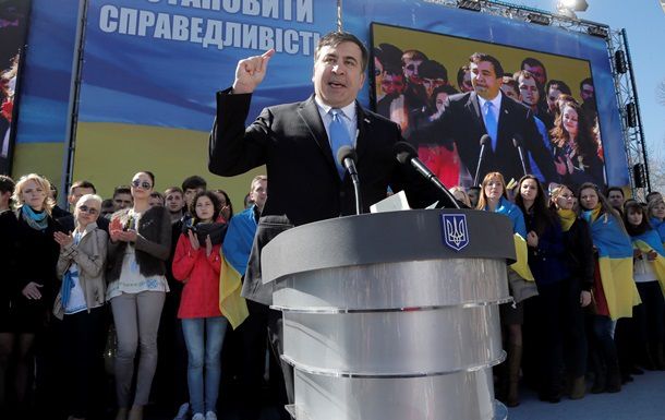 Саакашвили также рассказал, что очень хочет вернуться в Грузию.