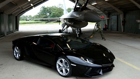 . Scenariul ne readuce aminte de un duel similar, regizat de britanicii de la Top Gear, între legendarul Bugatti Veyron şi un Euro Fighter Typhoon.