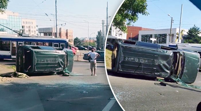 На Рышкановке перевернулся автомобиль.