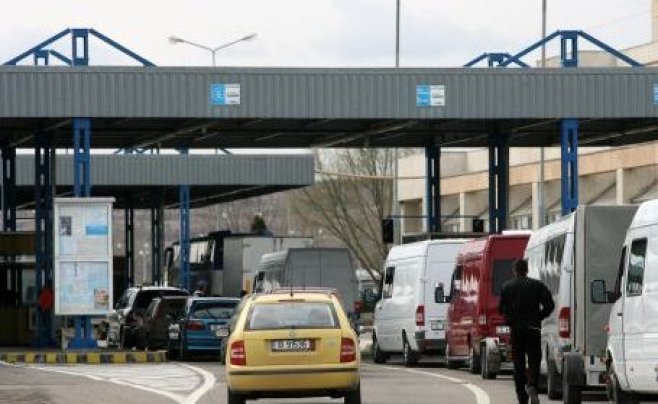Numar record de pasageri la frontiera de stat. In ultimele 24 de ore 37 de mii de persoane au trecut granita in si din Moldova.
