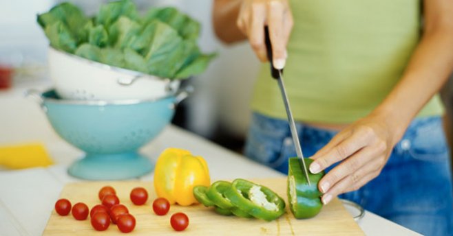 Datorită nutrienţilor din conţinutul lor, poţi să ai unghii roz şi mult mai rezistente