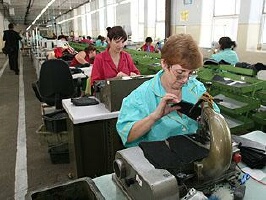 Începînd cu anul 2005, producţia în lohn a început să se dezvolte rapid