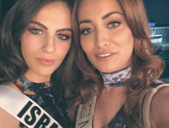 O fotografie între Miss Irak și Miss Israel a stârnit furie pe internet