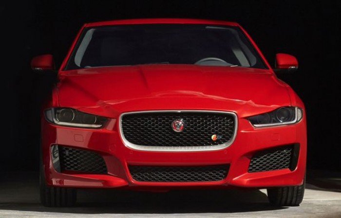 Versiunea S a lui Jaguar XE este aşteptată să fie echipată cu motorizarea V6 de 3.0 litri găsită la bordul lui F-Type S.