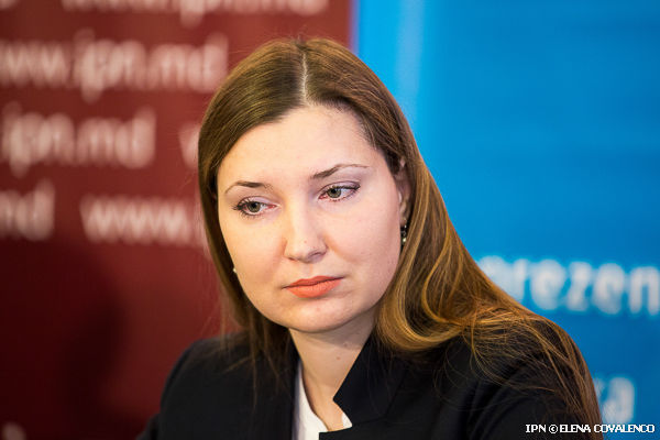Генеральный секретарь Конституционного суда Родика Секриеру.