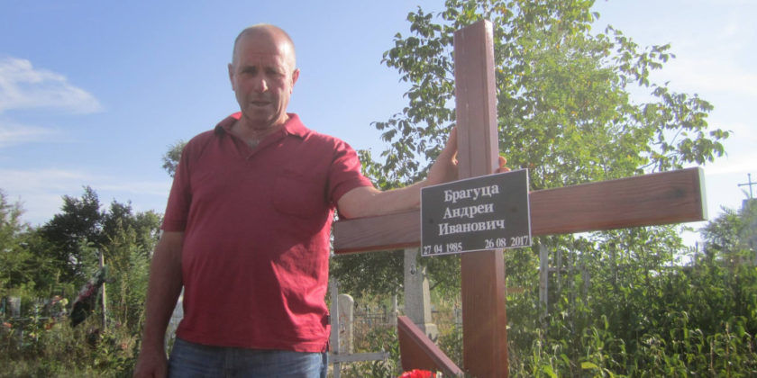 Tatăl lui Andrei Brăguţa, nemulţumit de pedeapsa judecătorului. Foto: CrimeMoldova