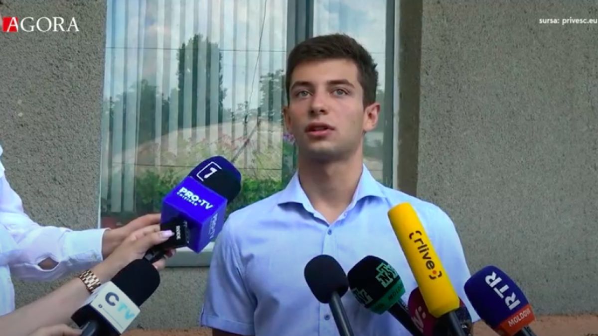 Сын Додона впервые воспользовался правом голоса.