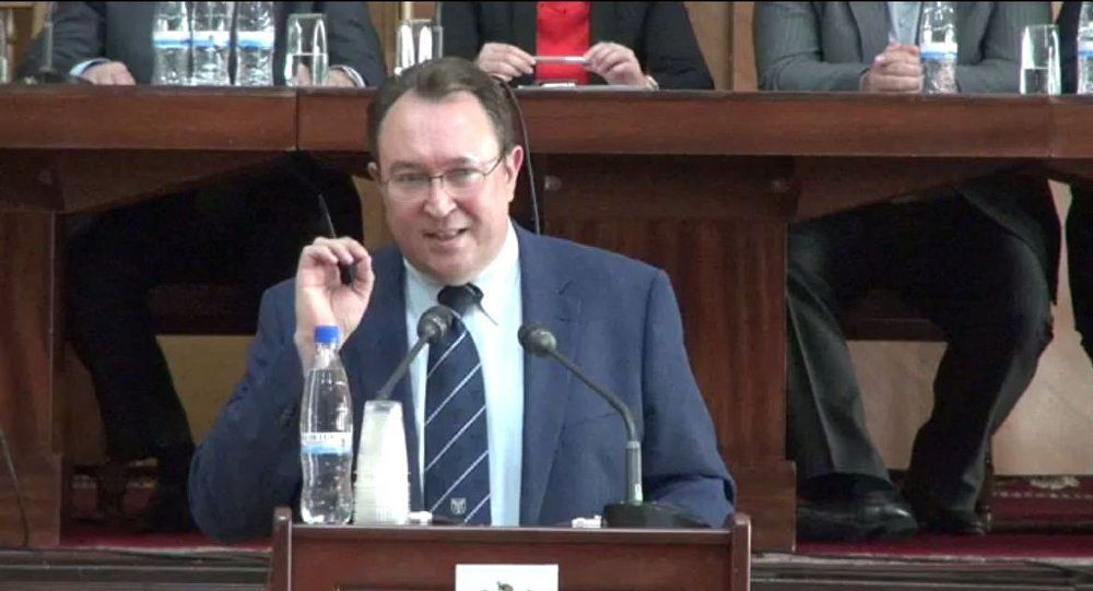 Tănase nu vede mari diferențe între programele guvernelor Tarlev și AIE. Foto: sputnik.md
